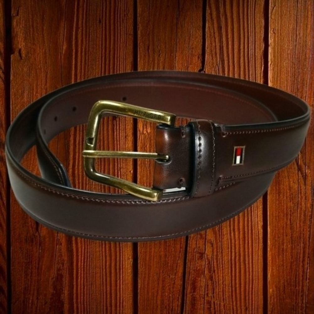 Tommy Hilfiger Men's Belt Size 40 Bonded Leather Brass Buckle 1 1/4" Wide